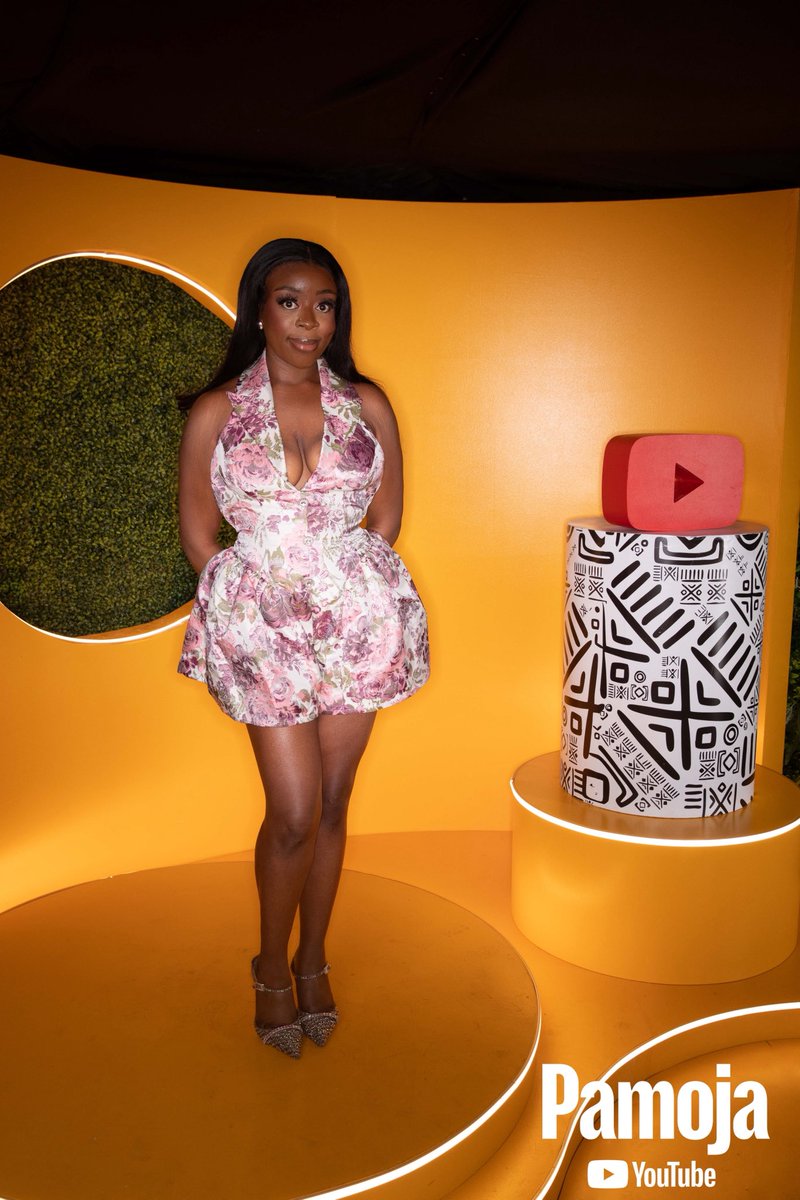 _graceymae's tweet photo. @youtubeafrica had the littest party this GRAMMY weekend. Music, food, vibes, all 10s. They celebrated East, West and South Africa beautifully. Don’t get my started on the Fela tribute too!

Plus everyone was there! Davido, Busta Rhymes, Akon, Wale, Gunna, Tyla, Ayra Starr, Omah Lay, Moliy, DJ Tunez, Juls, Poco Lee, Wurld…should I continue?

As always @addyawo you did an incredible job: the event production, to the installations, the venue, the line up - thank you!

#grammys #youtube #afrobeats