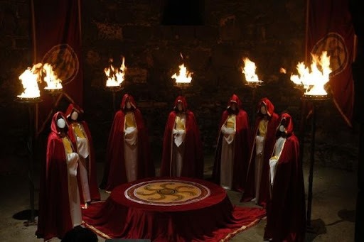 tarihiiimerak's tweet photo. Masonların kuruluşundan başlayıp, ülkelerde nasıl örgütlendiklerine, Osmanlı ve Türkiye’deki yapılanmalarını kronolojik bir şekilde anlatacağız. 

Çayı, çekirdeği, zuladan Antep fıstıklarını çıkarın. Flood başlıyor… https://t.co/qCmR4PWRww