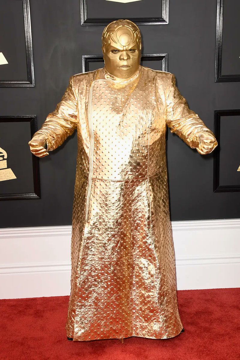 grantbaker's tweet photo. how quickly we forget gold Cee Lo https://t.co/RMGIFngtmi