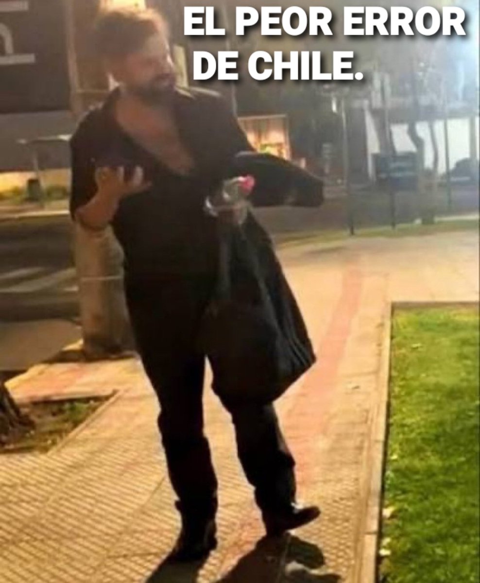 <a href="/La_Segunda/">laSegunda</a> --Obvio. Un marxista insurrecto <a href="/GabrielBoric/">Gabriel Boric Font</a>  que llegó por medio de la violencia y se va de la misma forma . 
IANDATE LUEGO indecente de mier..