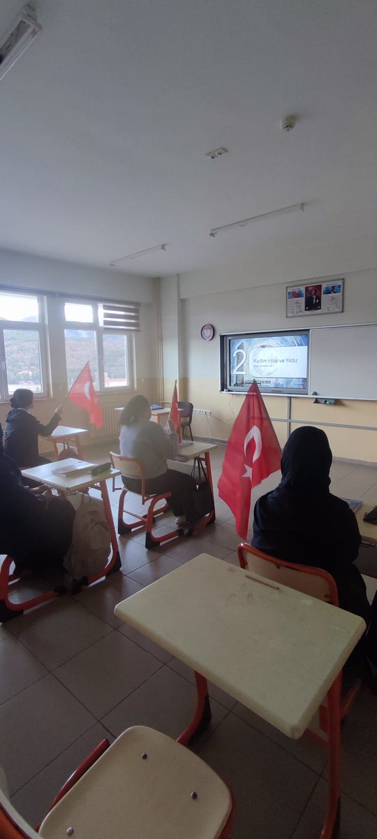bavgkaihl's tweet photo. BAV Gürcan Kız AİHL 2.Döneme "Bayrak Sevgisi" teması ile başladı. İlk Dersimiz BAYRAK. @meb_dinogretimi @AsumanArslanns1 @CelileErenOKTEN @KhamamilceMEM @meb_ogm @K https://t.co/CEN6VpX1Va