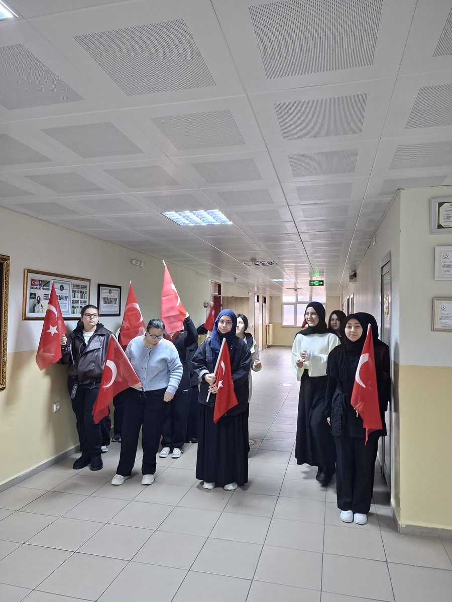 bavgkaihl's tweet photo. BAV Gürcan Kız AİHL 2.Döneme "Bayrak Sevgisi" teması ile başladı. İlk Dersimiz BAYRAK. @meb_dinogretimi @AsumanArslanns1 @CelileErenOKTEN @KhamamilceMEM @meb_ogm @K https://t.co/CEN6VpX1Va