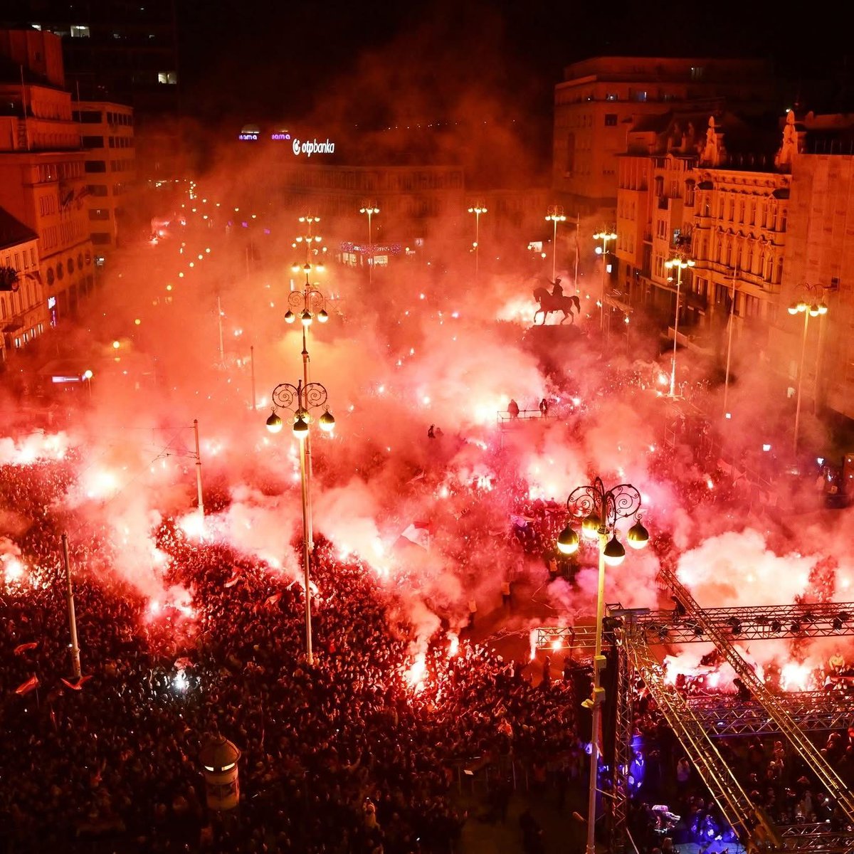 HStorija's tweet image. Veličanstveno! Hvala našim rukometašima na osvojenoj medalji! ❤️🇭🇷