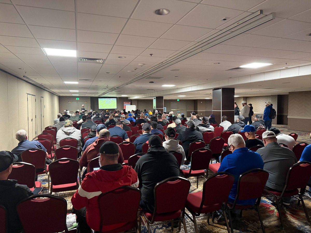 Ezekiel Anderson™️ tweet media