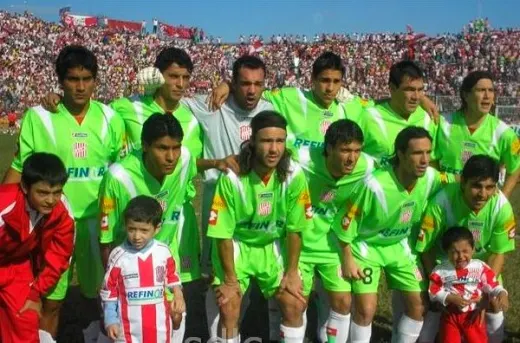 Camiseta de San Martin de Tucumán, temporada 2006/2007.