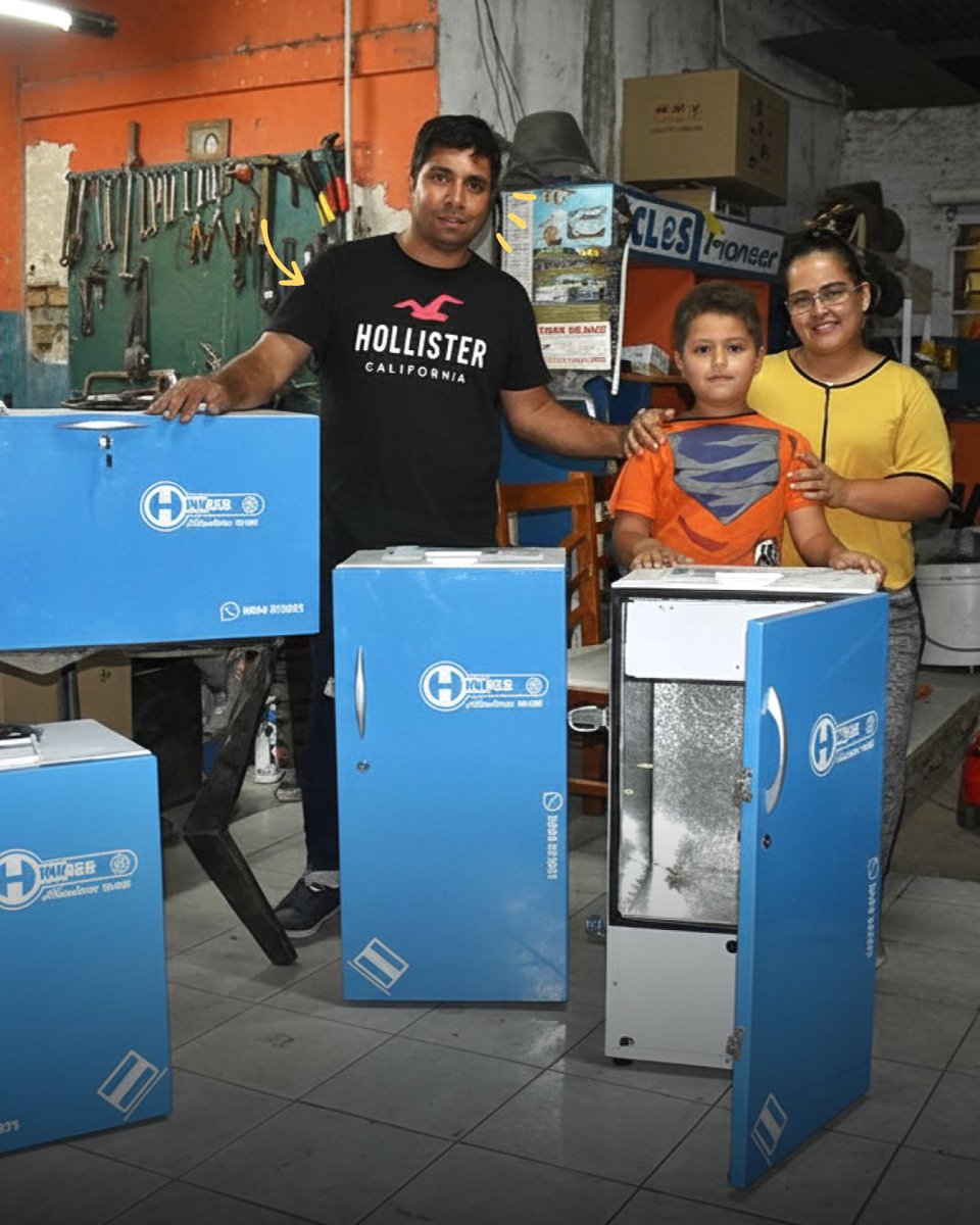 Talentoargen's tweet image. LE PIDIERON UNA HELADERA PARA CAMIONES COMO UN FAVOR Y HOY RECIBE PEDIDOS DE TODO EL CONTINENTE

“Vos que inventás cosas, haceme una heladera para camiones que sea barata”, le dijo a Jorge Honeker un amigo del secundario. Tenía una flota de camiones de supercongelados. Los…