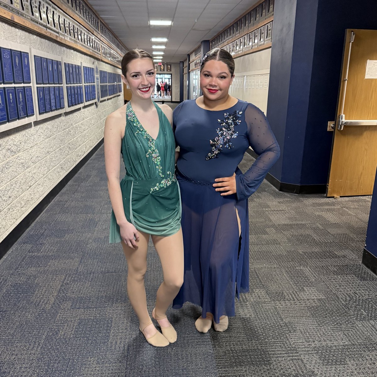 OTHSGoldenGirls's tweet photo. We had a great time hosting our 4th annual IDTA Regional Competition yesterday! Dancing in the Dome is our favorite place to be! Thank you to all 26 teams who attended and shared your amazing performances! 
🥇 3A Open Pom
🥇 3A Jazz
🥈 Aubrey - Solo
🥉 Haylee - Solo https://t.co/i8WQnk7OUy