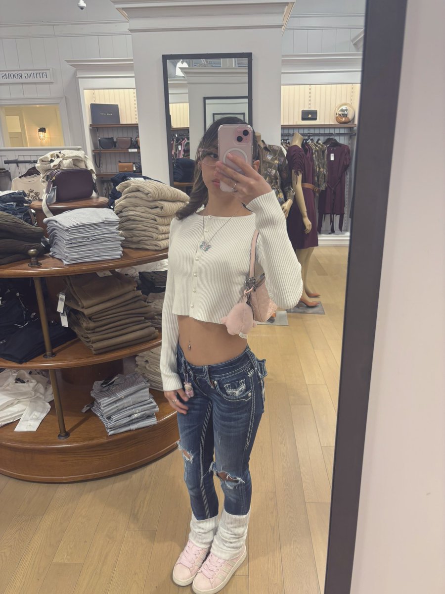 jesaleeeeee's tweet photo. I’m so tea 🫖 https://t.co/sxCr3vExMr