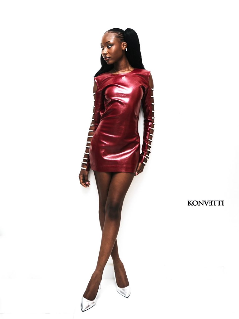 R O S E || THE MAGAZINE. tweet media