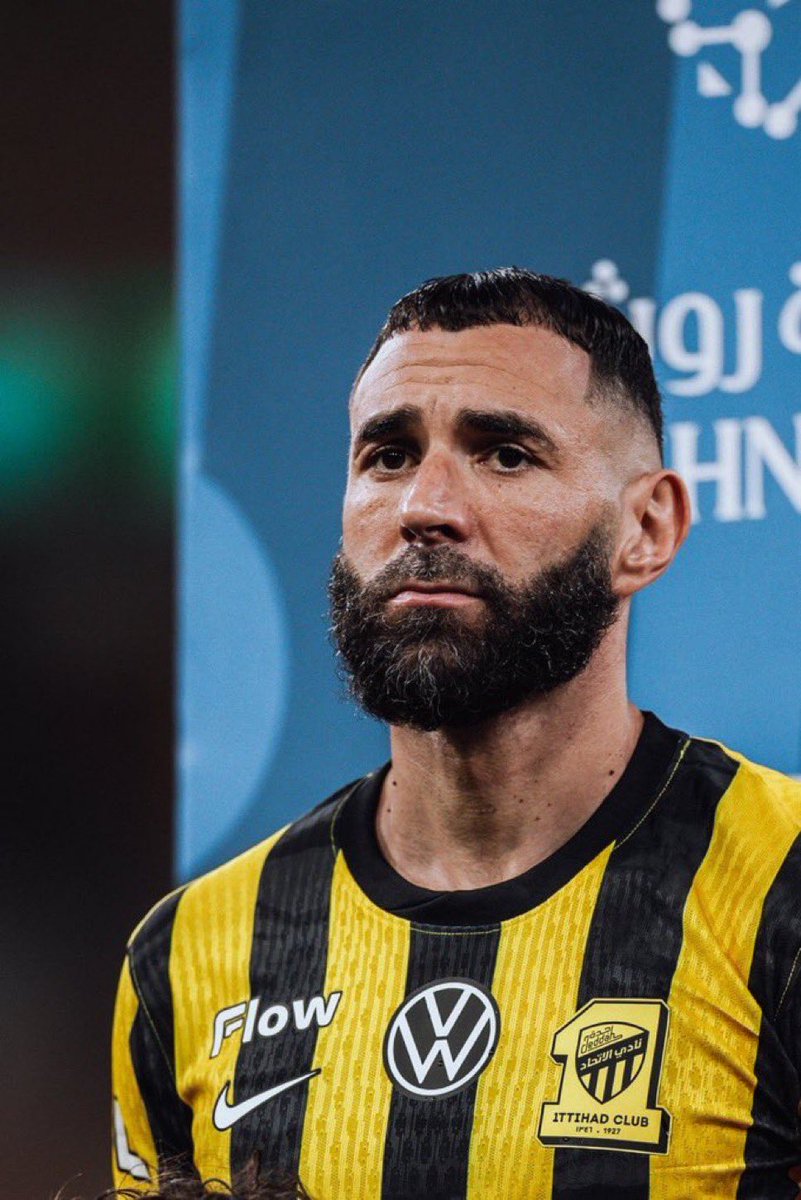 اللهم لك الحمد " بنزيما خارج نادي الاتحاد " بإذن الواحد الاحد الفرد الصمد القادم افضل وأجمل 

#الاتحاد أكبر من الجميع ، والكيان باقٍ ومستمر ولا يقف على أحد كائن من يكون 💛🙏🏻