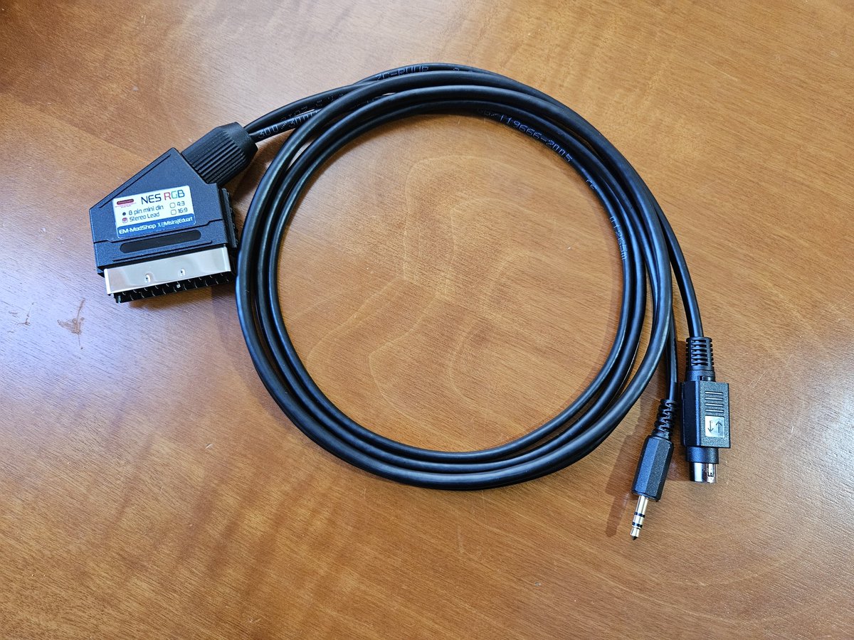MisirajEduart's tweet image. Cables built during the weekend
- Euro Scart Female to Male 3ft.
- NESRGB, 8pin mini din RGB Scart
- Analogizer VGA to RGB Scart 

Check details on the thread below ⬇️
#rgb #Nintendo #scart #retro #gaming