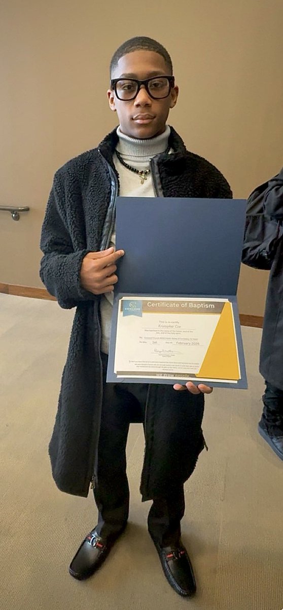 KrisBoobie's tweet photo. I know God chose me. Now I’m finally choosing God! #madenew #godgotme
@WRHitList @__AustinButler @coachwvde @FBA_Sports @TFloss32 @iam_alinedouard @drobalwayzopen @TXMSSports @TXTopTalent @CoachPop_Cooney @therealkwat @Coach_JJackson2 @AlPopsFootball @TXRecruits @CoachJuice6 @TrustMyEyesO @JButler_210 @Coach_MDixon @bench424nmore @CoachSchexTU @CoachT_HarrisJR @coachjordan03 @JaredHack_Cuse @KashifMoore @CoachDBaker81