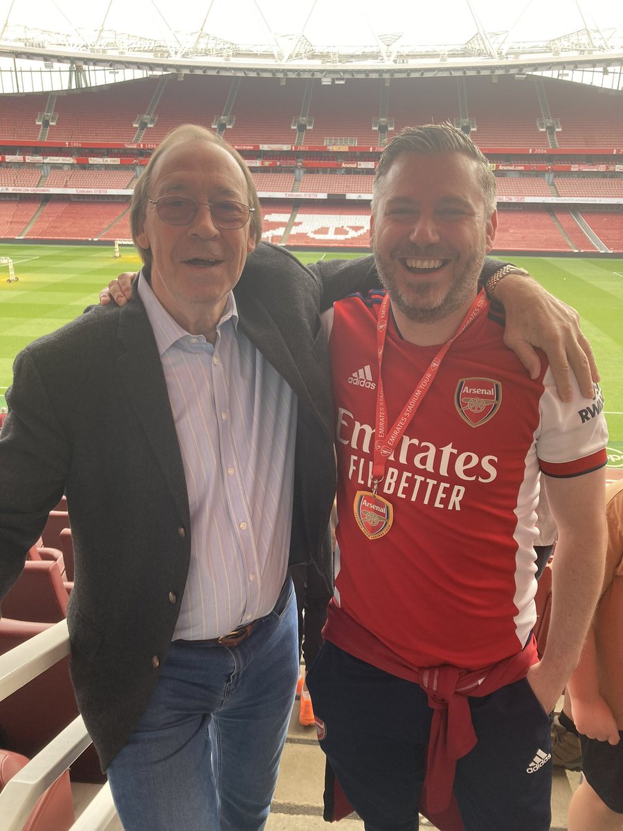 Arsenal Cannon Pics tweet media