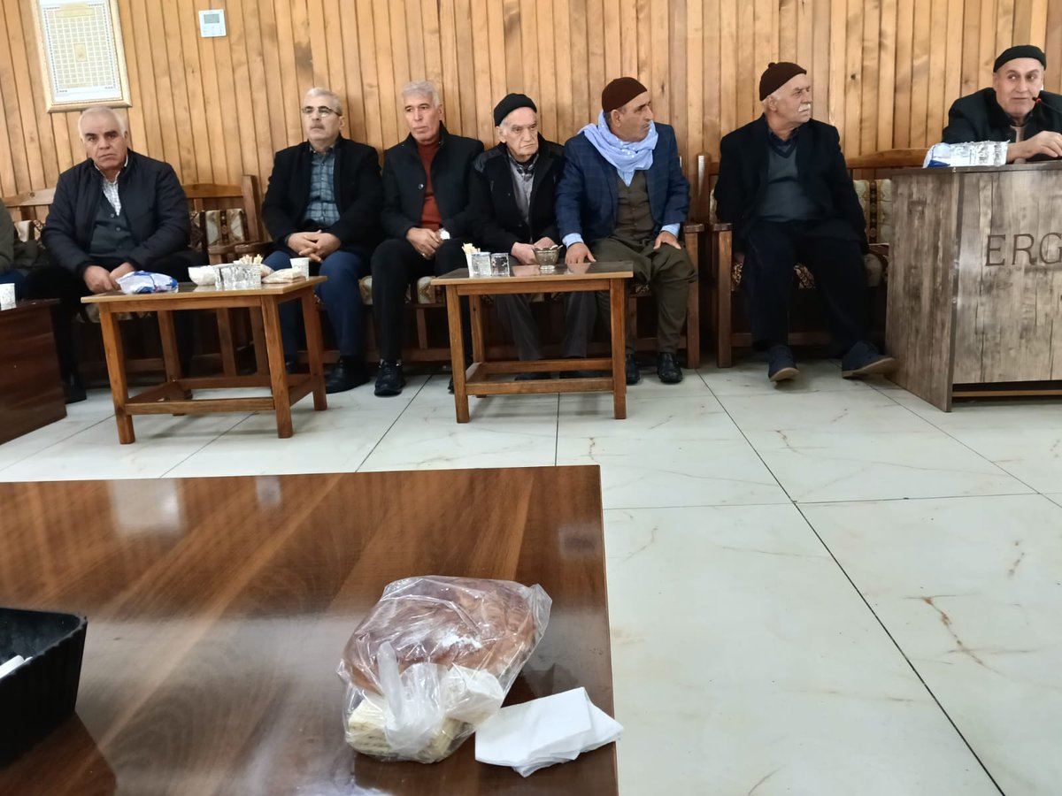 İlçe Başkanımız Uğur Uşar, Aşkın ailesinin taziyesine katılım sağlayarak başsağlığı dileklerini iletti.
Vefat eden merhumeye Allah’tan rahmet, ailesine sabır diliyoruz.