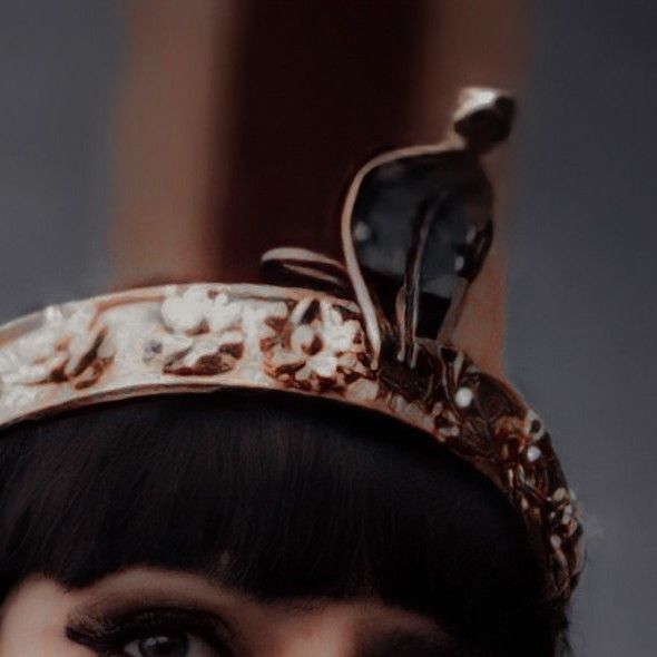 𝓚𝐀𝐓𝐇𝐀𝐍𝐈 ❀ tweet media