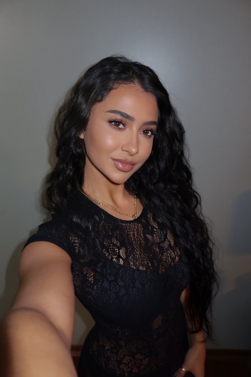 MEL 🦂 tweet media