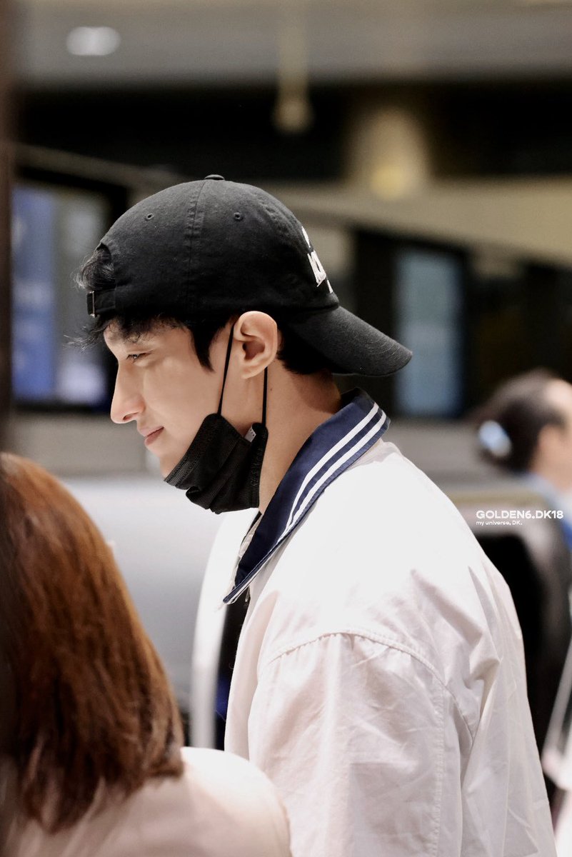 20260203 🇦🇺✈️

집에 가자💙 고생많았어 겸아

#SEVENTEEN #DK #도겸
#DOKYEOM #석민 #세븐틴
#ソクミン #ドギョム #李碩珉
<a href="/pledis_17/">세븐틴(SEVENTEEN)</a>