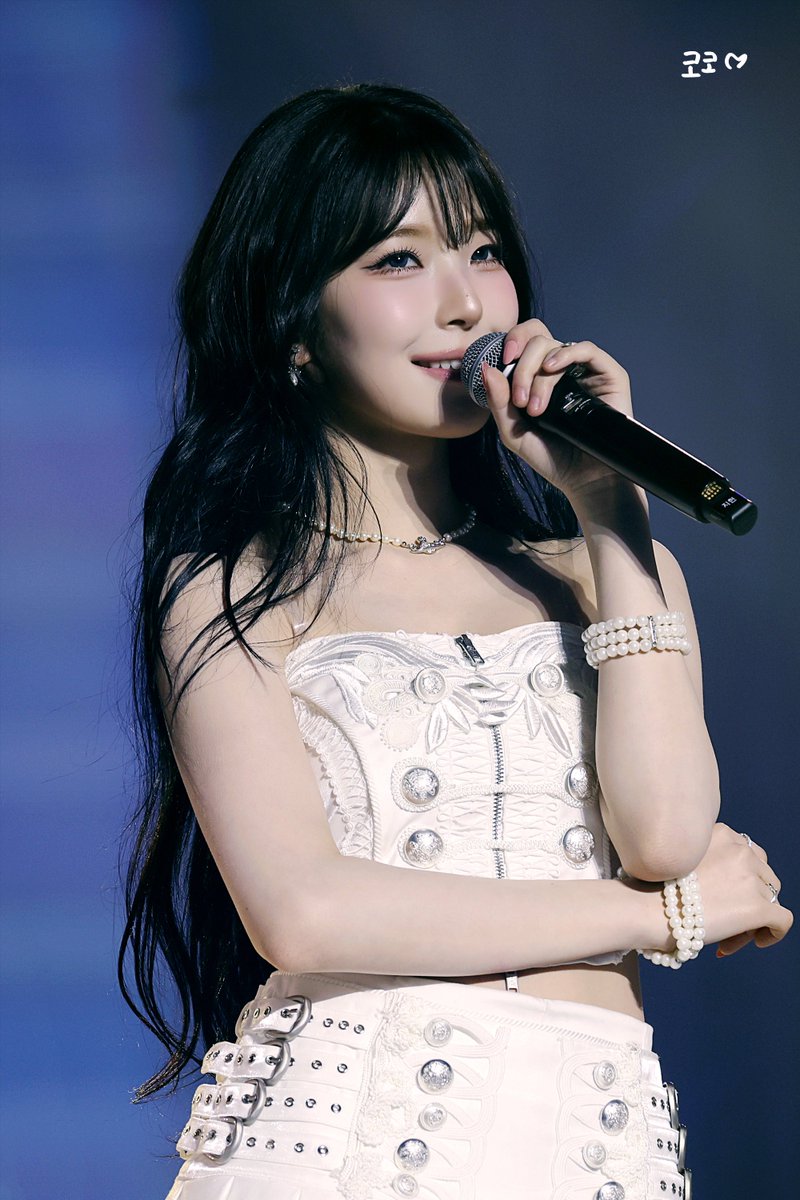 COCO0417COCO's tweet image. 260131

#프로미스나인 #지헌 #백지헌 
#fromis_9 #jiheon #baekjiheon