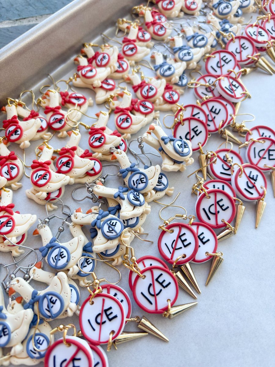 aimee makes earrings • tweet media