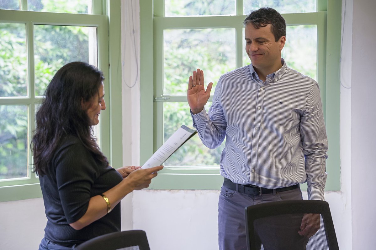 “Uno de los retos es la inclusión (...) pero que también entendamos que es un proceso que va de la mano con la corresponsabilidad. Que esos procesos, ese bienestar, esa buena sensación del día a día es un proceso de corresponsabilidad de toda la comunidad universitaria", dijo.