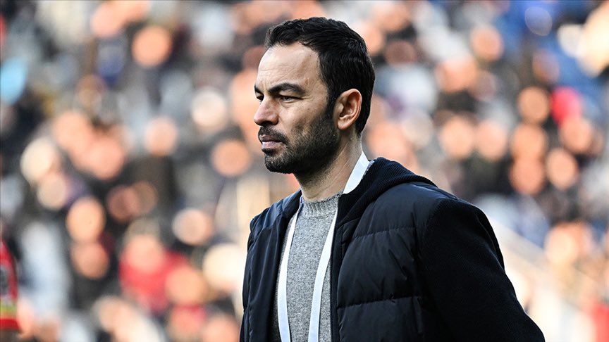 Selçuk inan efendi Galatasaray maçında oynadığın oyun ile Fenerbahçe’ye oynadığı oyun arasında sizce nasıl farklar vardı ?

Ne düşünüyorsunuz ?
#FenerinMaçıVar #KOCvFB #transfer