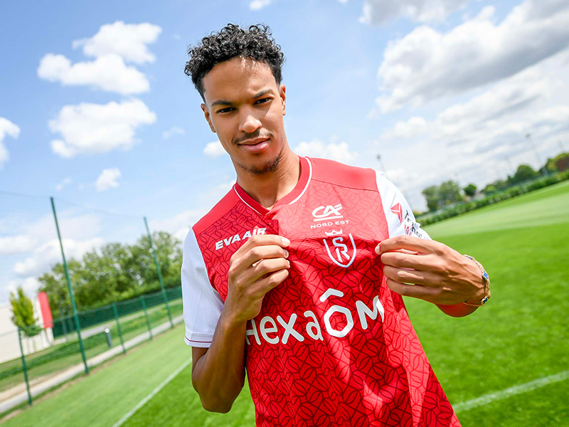 Joost Blaauwhof tweet media