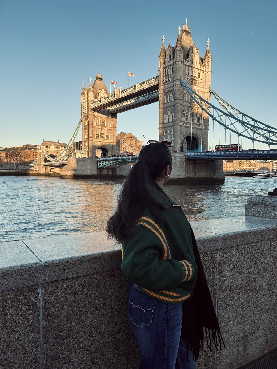 sidhu_789's tweet photo. @wannaBeMase memories made in the UK🇬🇧 https://t.co/dV2p6f6Jf0