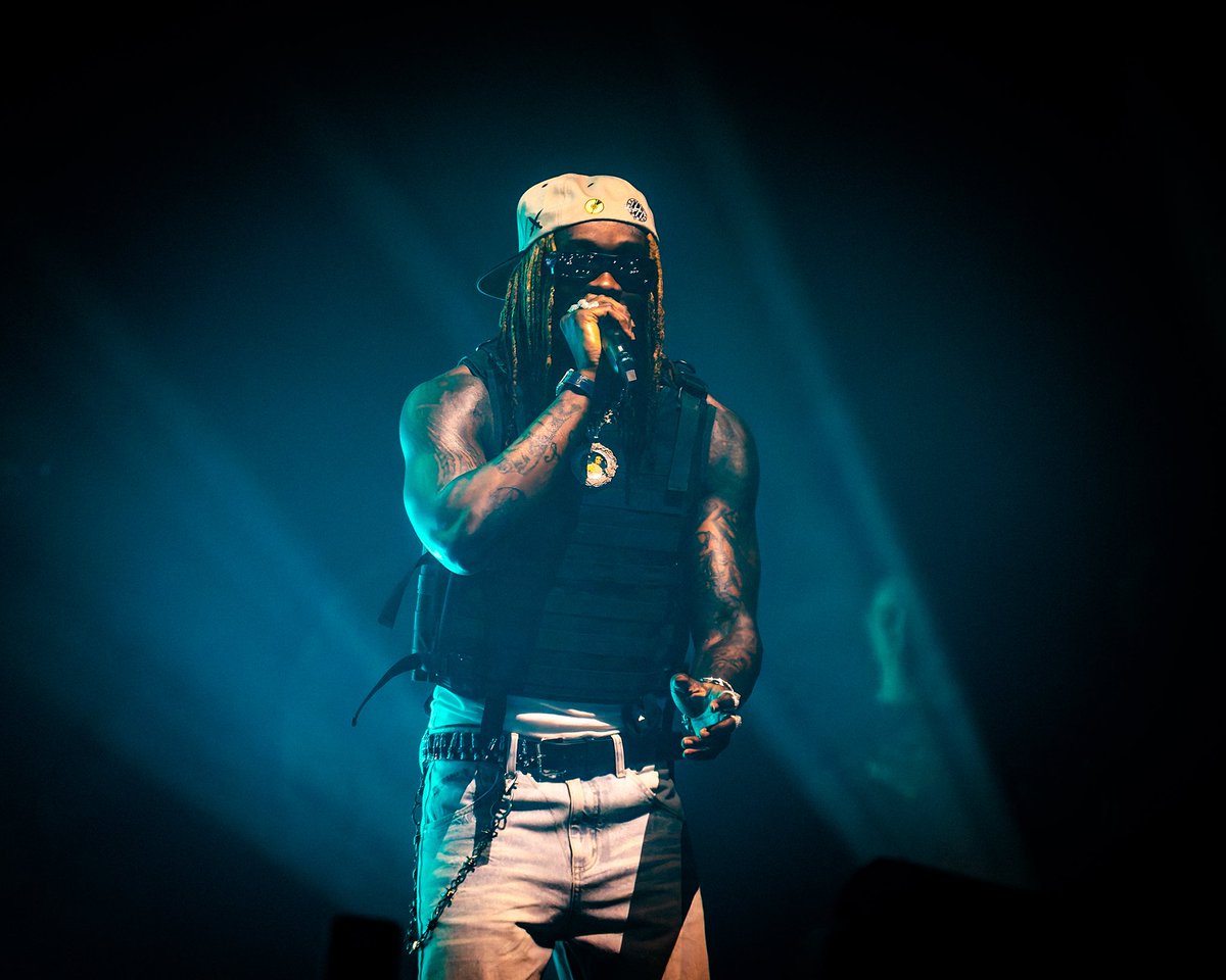 HimraOfficiel's tweet image. ⚔️🛡️ ZÉNITH , Alpha Mandingue