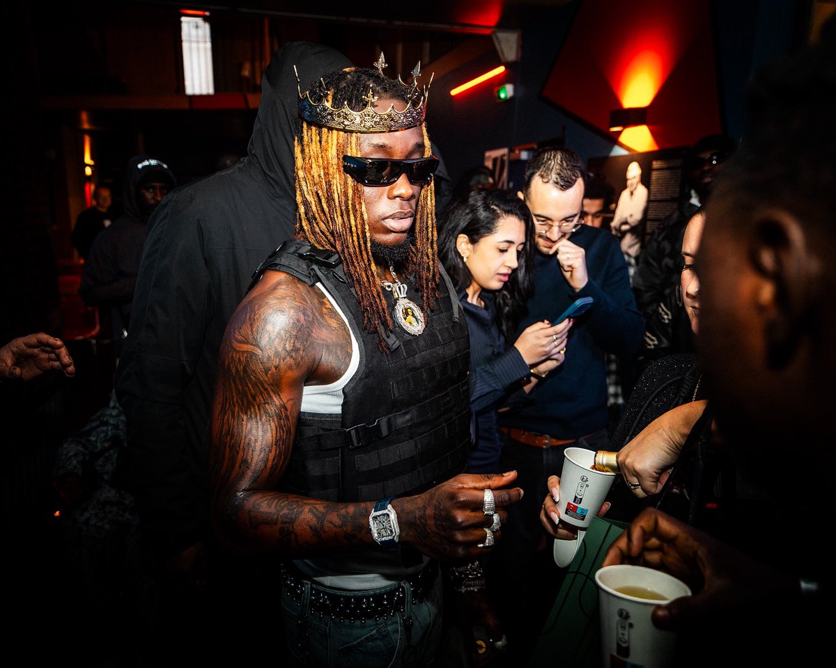 HimraOfficiel's tweet image. ⚔️🛡️ ZÉNITH , Alpha Mandingue