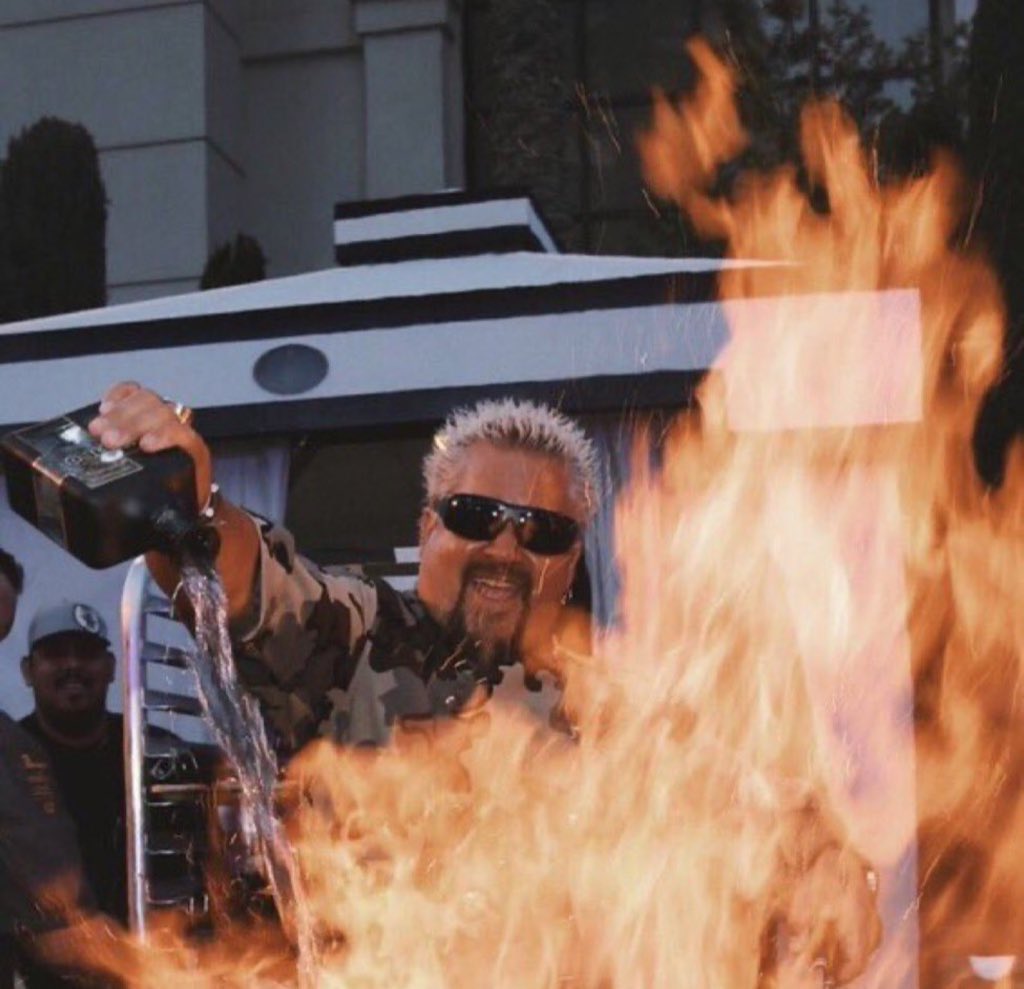 AValrak's tweet photo. That nigga is cooked😂😂😂 https://t.co/EWik4j4vxV