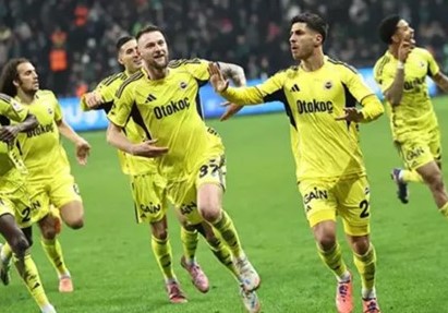 Bruno Monte <a href="/BrunoMonte1907/">Bruno Monte</a> yazdı "Lookman Yok, Asensio Var"
abcspor.com/lookman-yok-as…