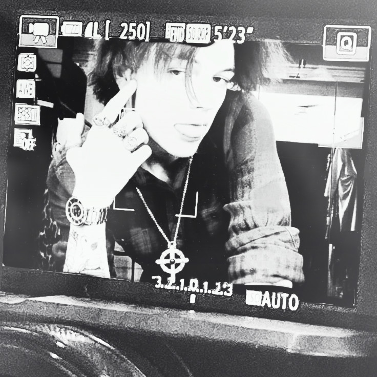 highwhell's tweet image. 