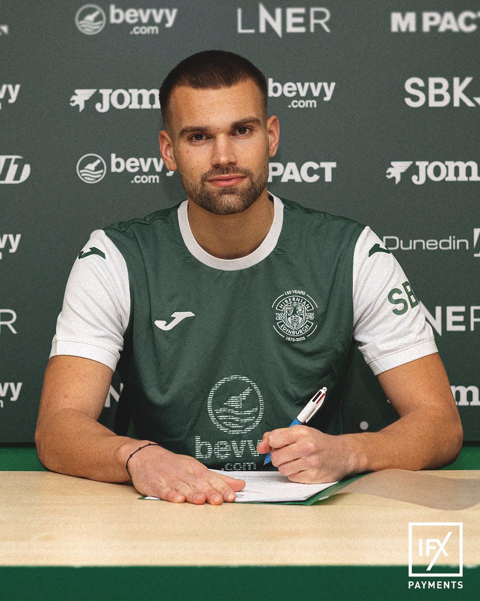 HibernianFC's tweet photo. Our 𝗳𝗶𝗳𝘁𝗵 signing of the January window! 📝 https://t.co/3lzZTjXEIs