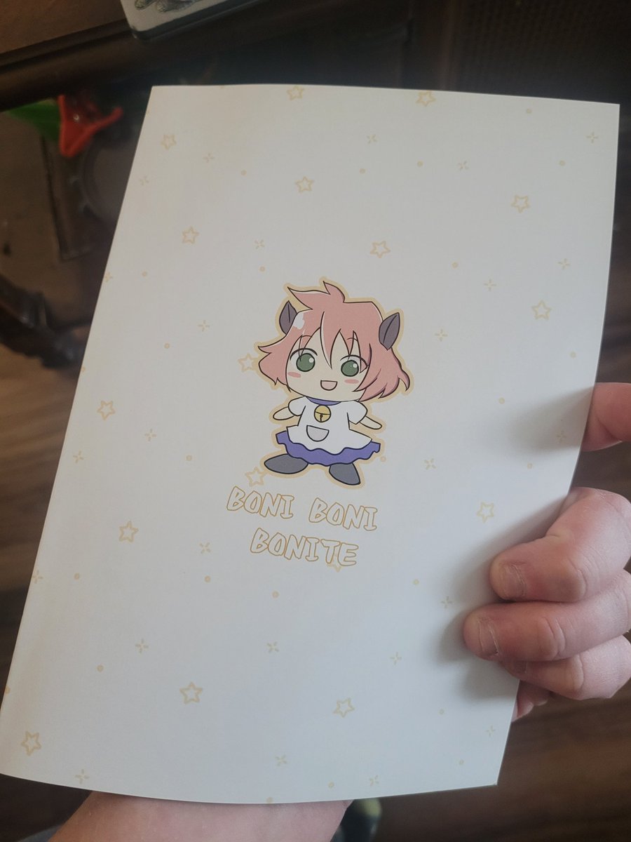pencilchewing's tweet photo. got a very cool thing in the mail ^^ very thankful that i was able to participate, its kinda unreal to be featured in something like this
#100oj #100orange https://t.co/qUlUEXglm9