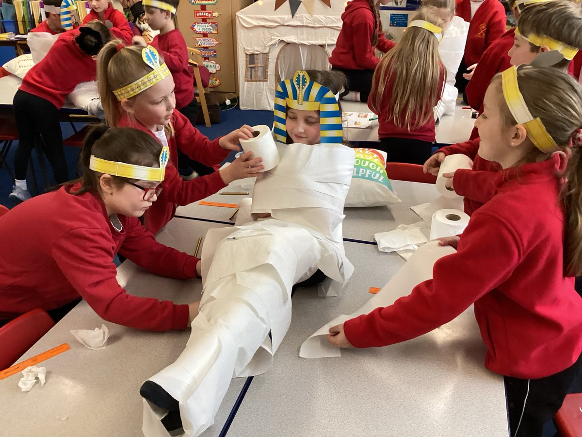 Year 4 Tankersley St Peter's tweet media