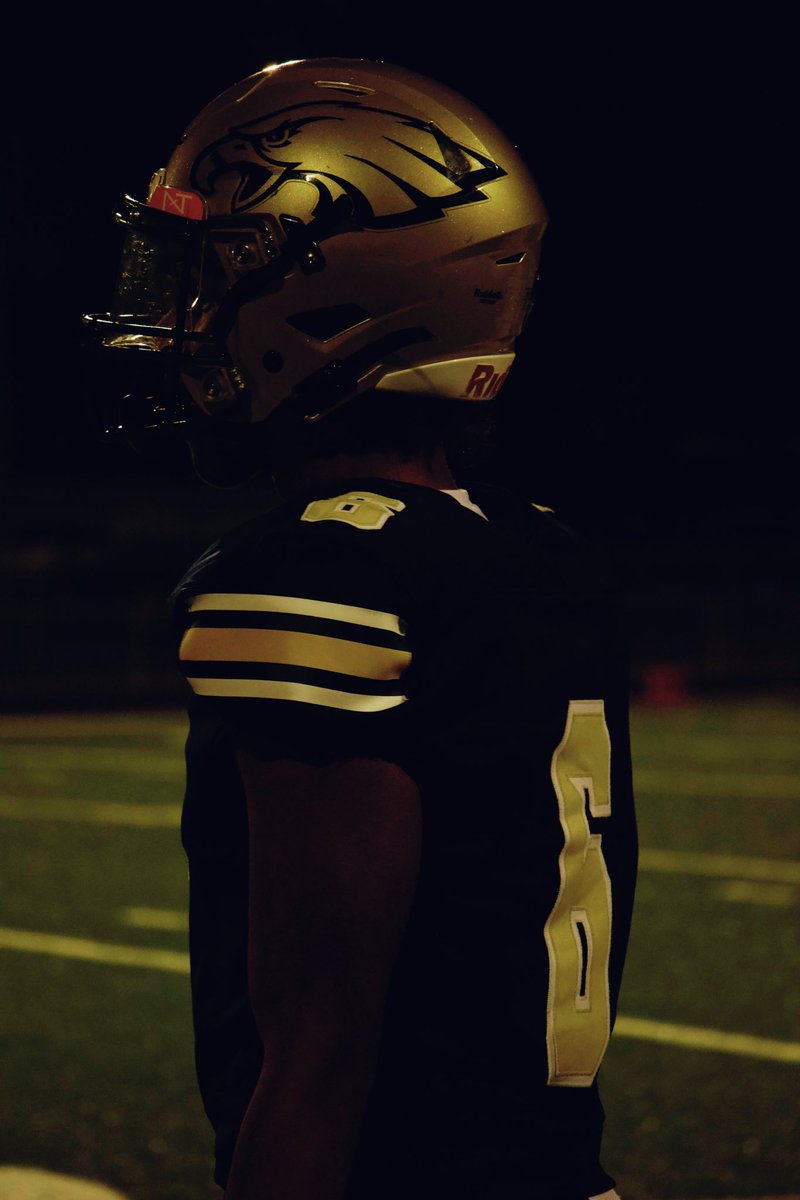 userx0808's tweet photo. Waiting… on a chance to shine. https://t.co/7PBKGBw8Fa