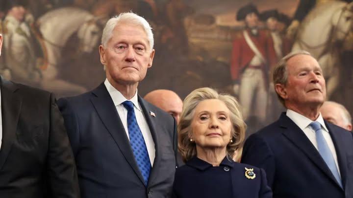 ThePoliticsHQ's tweet photo. POV : when the Epstein Files Is Trending But FAKE. "😂😂😭😭😭😭

#Epstein #epstienfiles #GRAMMYs #GRAMMYs2026 #trump #usa #JeffreyEpstein https://t.co/eKHwO2RJmy