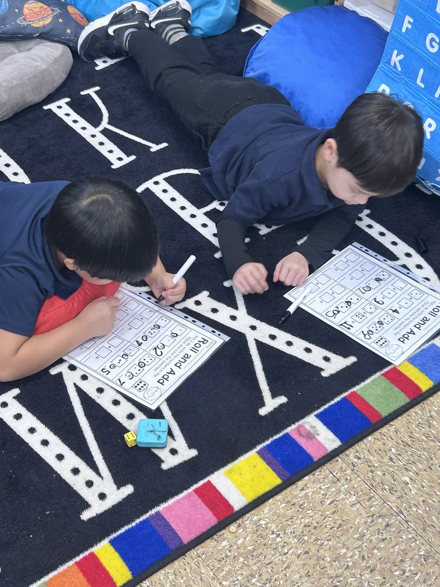 MrsUsKinderCrew's tweet photo. Working together to get the job done! Math practice with  ➖ and ➕ https://t.co/xFLQ64JOMx