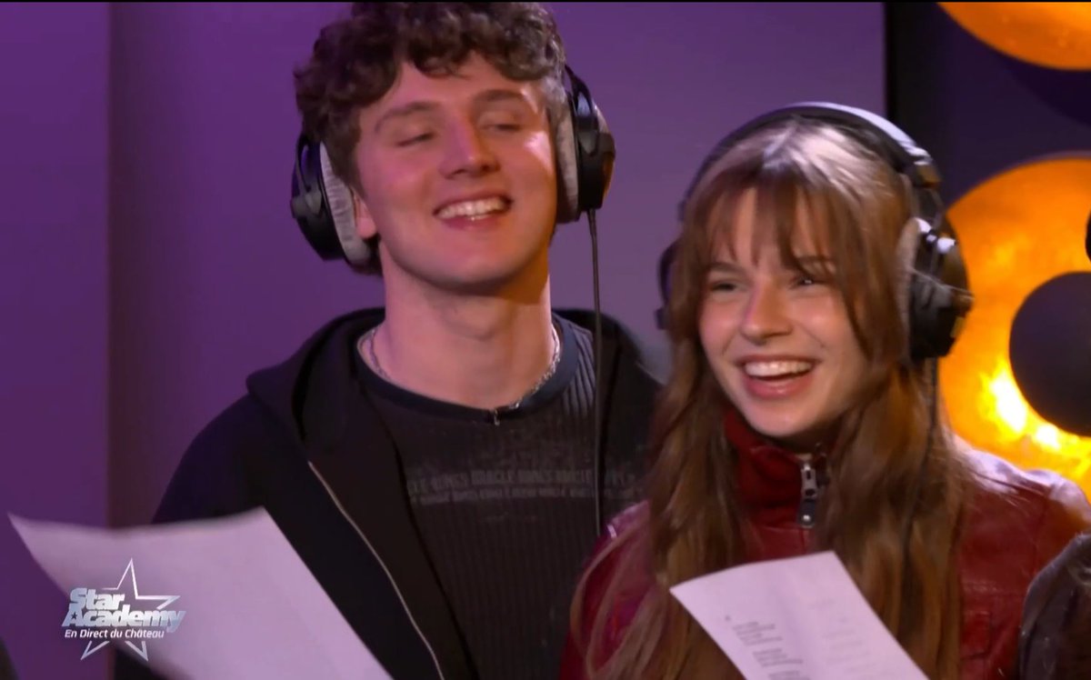 Liyaacelia's tweet photo. Mes vies mes jumeaux  ce live est totalement pour moi y’a quoi 🩷 #staracademylelive https://t.co/YdpEBjqfKZ