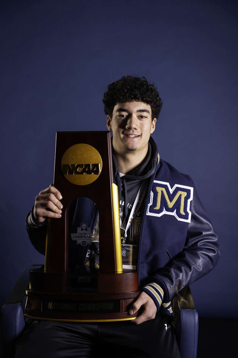 Thank you <a href="/MSUBobcats_FB/">Montana State Football</a> for having for me junior day! <a href="/bvigen/">Brent Vigen</a> <a href="/CoachBap/">Nick Jean-Baptiste</a> <a href="/CoachDuze/">Coach Dusenbury</a>