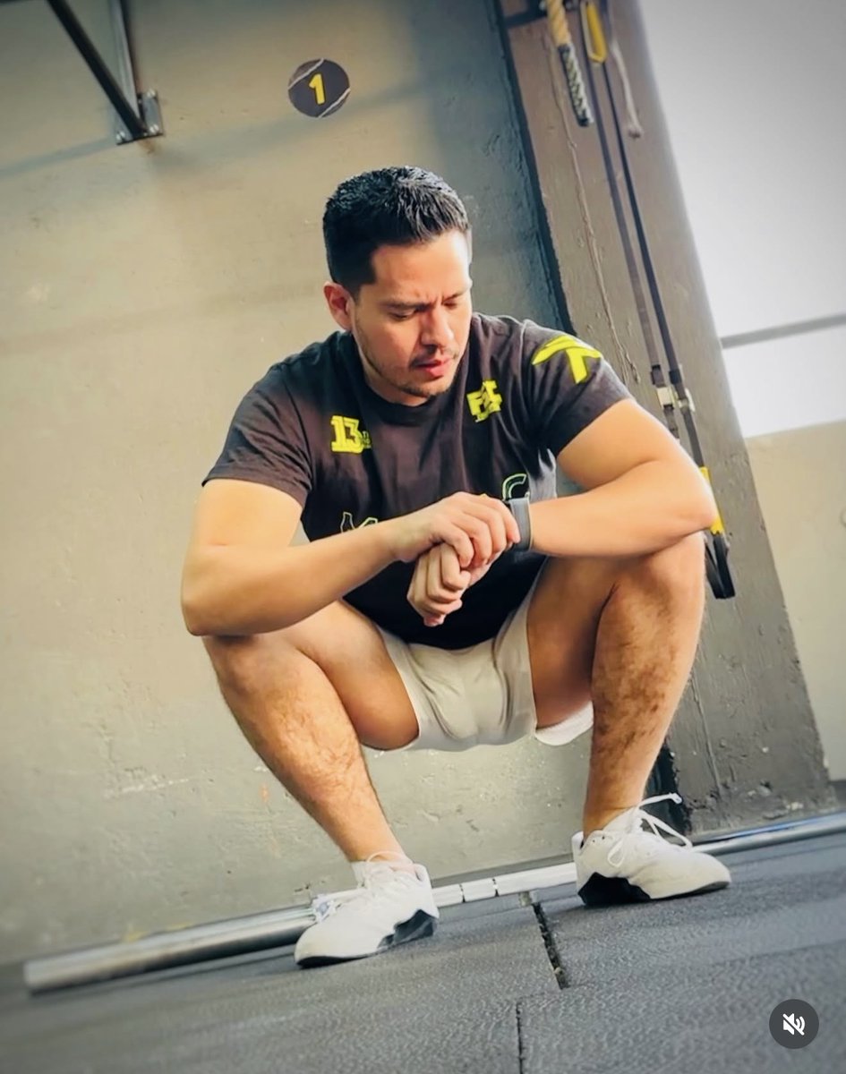 edpostify's tweet photo. Tá fácil nem pro meu ovo. https://t.co/FjsqsG5a2x