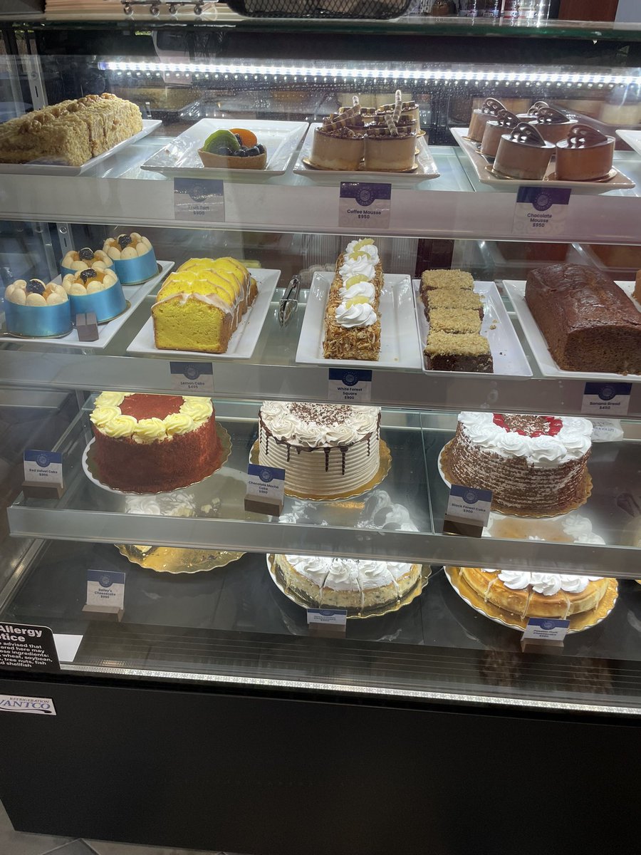 New blue on the block baby!!!!! <a href="/CafeBlueJA/">Cafe Blue Jamaica</a> 😁