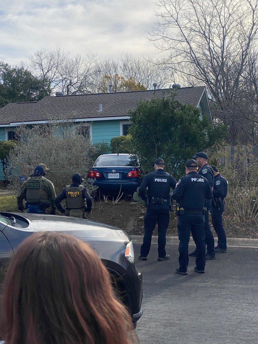 undo512's tweet photo. Austin Police Department and ICE working hand in hand, running people off the road and brutally disappearing our neighbors, families, and friends. The “progressive” politicians will tell you they are putting limits on their collaboration but they are lying to you. https://t.co/WqdXBTAaPg