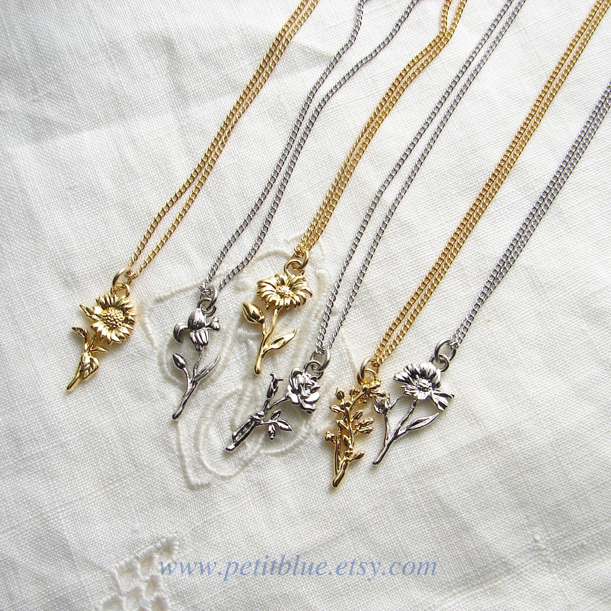 JewelryByMikako's tweet image. READY TO SHIP, Flower Necklace, Personalized Birth Month Necklace, Floral Necklace, Birthday Gift, Bridesmaid Gift tuppu.net/49f3e8d7  #PersonalizedGift