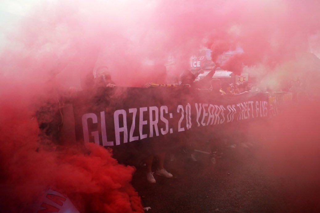 The 1958 tweet media