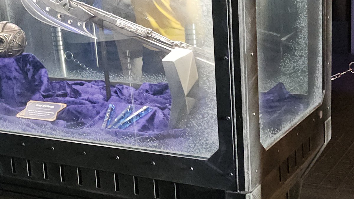 everest .𖥔 ݁ ˖🛸── .✦ tweet media