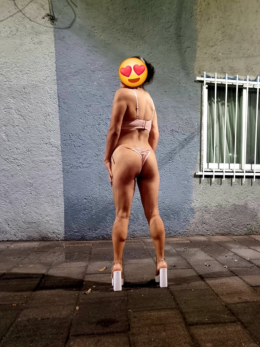 HOTWIFE MAYRA 😈 tweet media