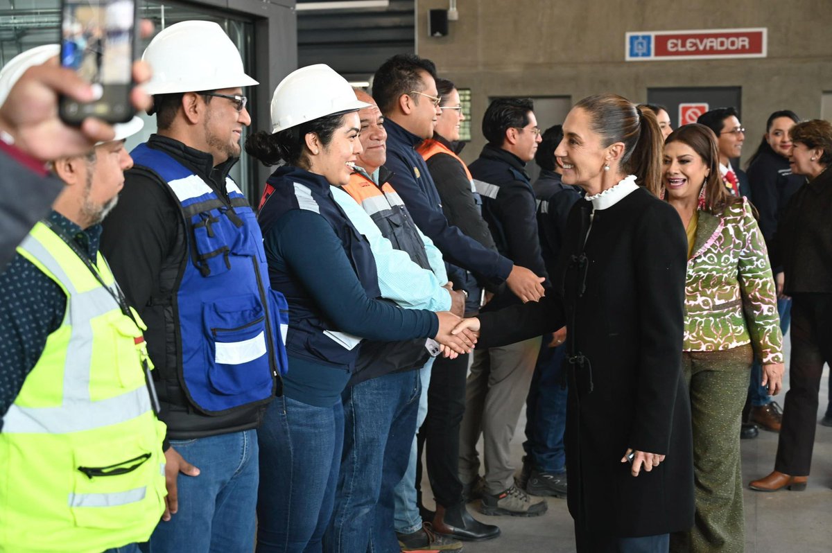daniel_ser's tweet image. Hoy celebramos con orgullo la inauguración de la última etapa del Tren Interurbano “El Insurgente”, que conecta a la Zona Metropolitana del Valle de México con el Valle de Toluca, este importante logro fue encabezado por nuestra Presidenta, la doctora @Claudiashein , y nuestra…