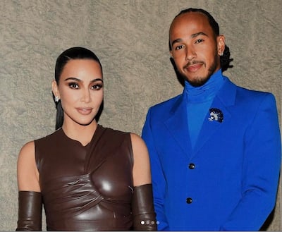Road_to_Congo's tweet image. So, Hamilton was in a relationship with Kendall, and he is now dating her sister Kim, and everyone seems to be fine with this. This guy must teach us how to lie to get both. #cinéma #lewishamilton #kardashian