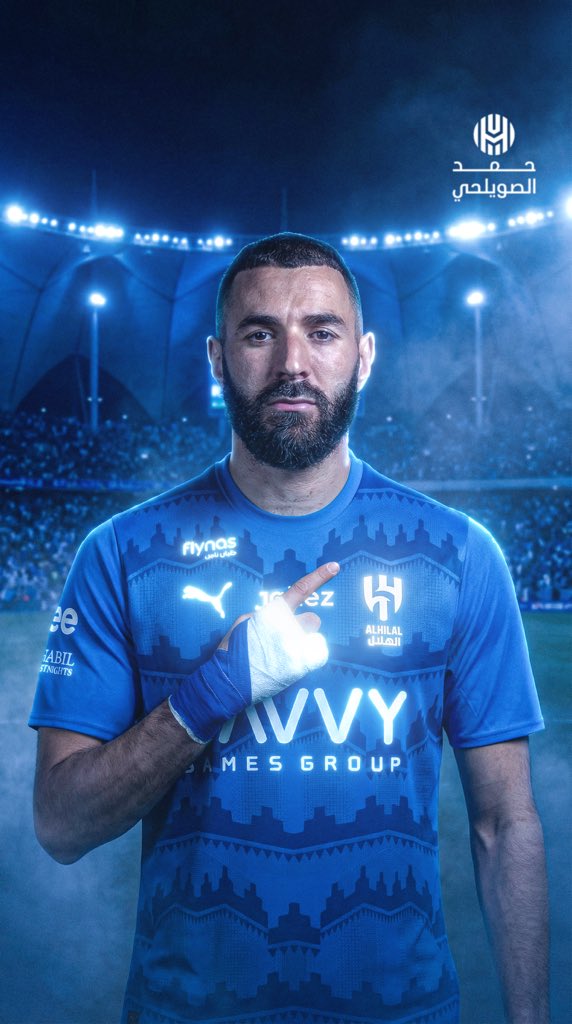 الاتفاق تم .. وكيل ومحامي الفرنسي بنزيما في مقر نادي #الهلال لحسم الصفقة بشكل رسمي 🤩💙